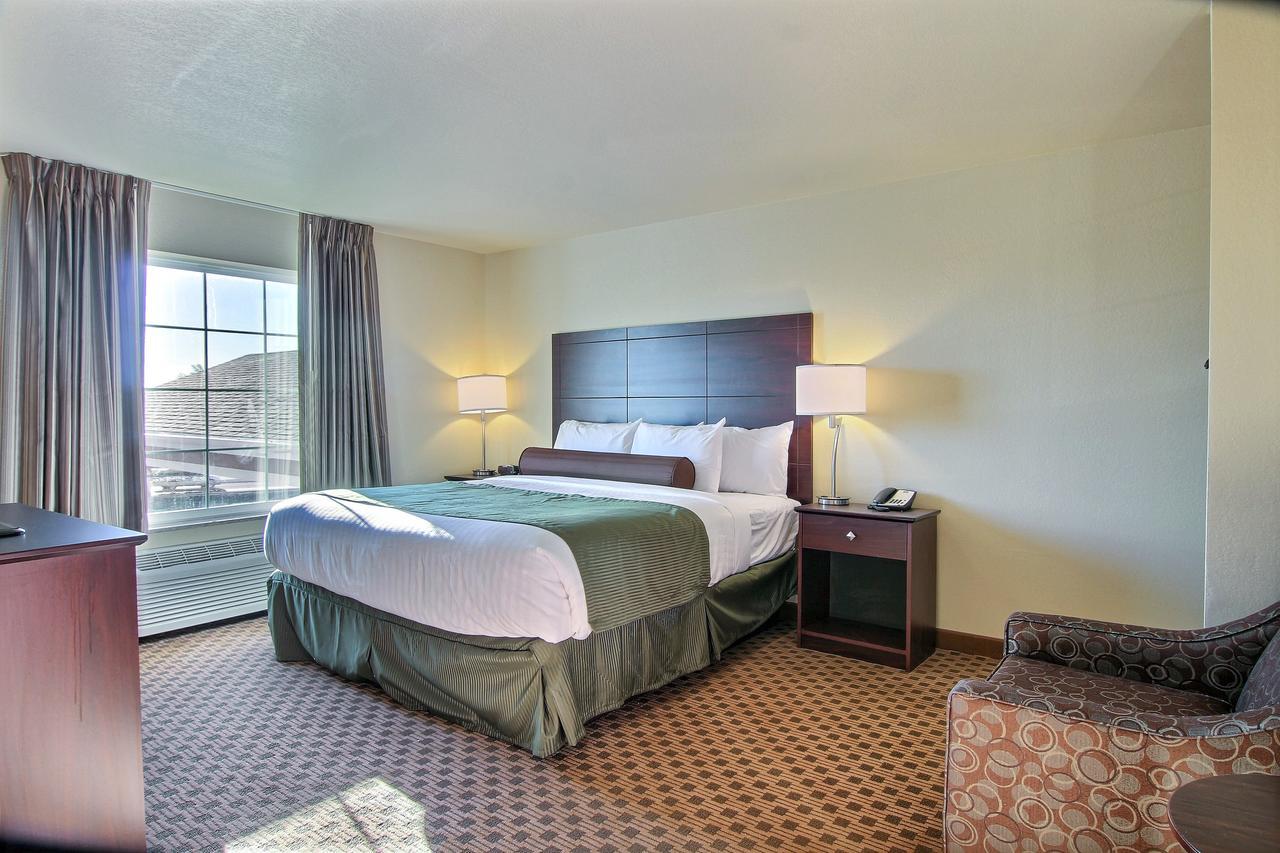 Cobblestone Hotel & Suites - แมคคุก ภายนอก รูปภาพ