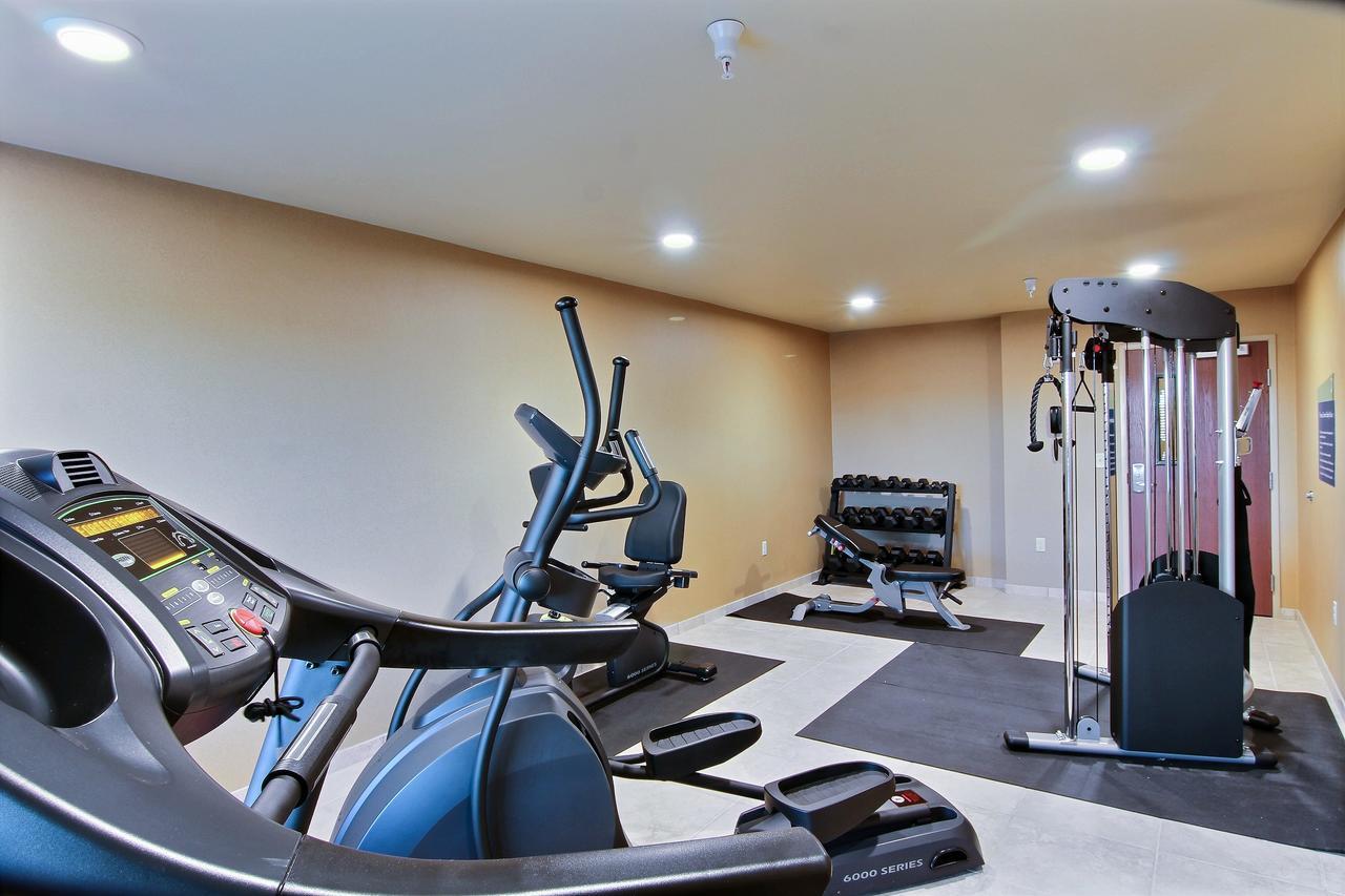 Cobblestone Hotel & Suites - แมคคุก ภายนอก รูปภาพ