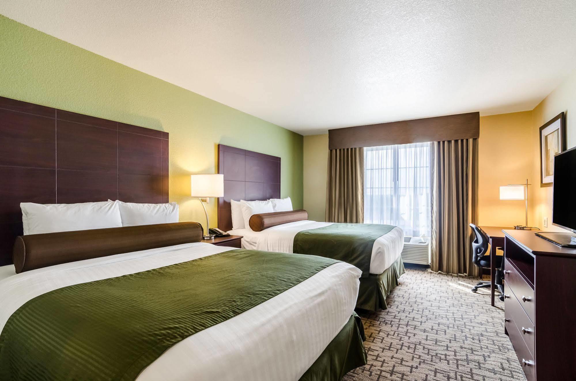 Cobblestone Hotel & Suites - แมคคุก ภายนอก รูปภาพ